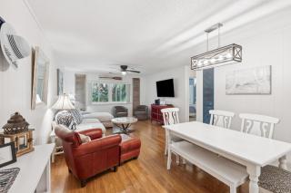 148 Island House - 9