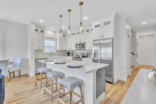 200 Olive Shell Court - 5