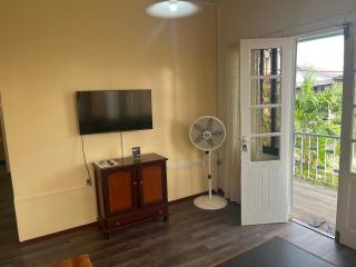 Max Garden and Pool - 8