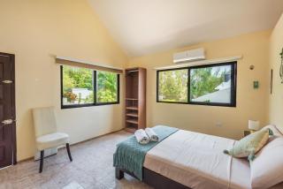 Casa Sirena - A orilla de la laguna y Cenote Esmeralda - 6