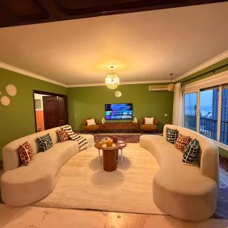 Nile Nostalgia 3-Bedroom Riverside Escape - 2