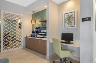 Best Western Wesley Chapel - 4