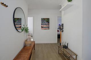 Spacious Beach Apartment with Sea & Ocean View -  - 7