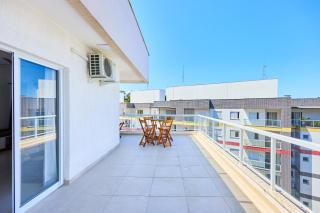 Refúgio Familiar Completo - Cobertura com Varanda Gourmet, Piscina Aquecida, Sauna e Sala de Jogos, a 2 Quadras da Praia - 2