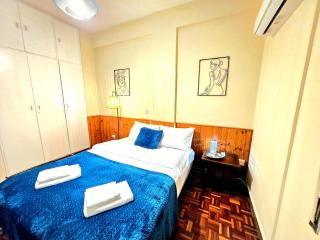 Breathtaking Beachfront Apartment in Makenzy - 4