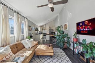 East Austin Bungalow - 5