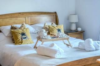 Modern 3-Bed in Historic Evesham & Garden - 9