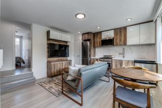 Luxury Penthouse with Large Patio & Prime Location - 0