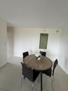 Waikiki Banyan #3513 - T2 - 4