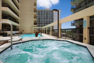 Waikiki Beach Tower 3503 - 8