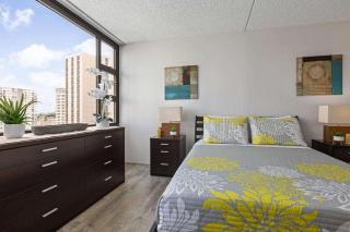 Waikiki Banyan 907 - Tower 1 - 2