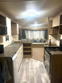 Marton Mere 8 Berth Caravan - 2