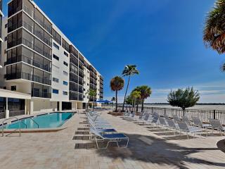 Carlos Pointe 611 - 9