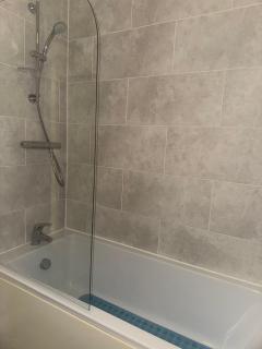 Large Cozy Room in Bute House - 1