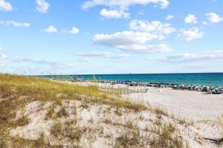 Good Times and Tan Lines - 5