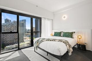 17th on Flinders - 1