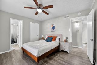 Cozy 2 Bed 2 Bath Getaway The Paxton - 5