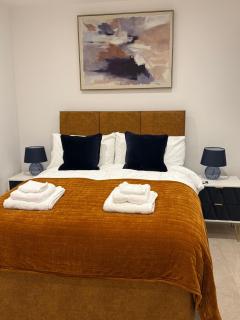 Flat 27 Axis - 2 Bed, Modern Apartment, Free Parking - 4