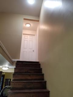 1 bedroom studio in Newtown close to major routes - 1