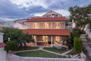 Holiday Home Fiola - 8