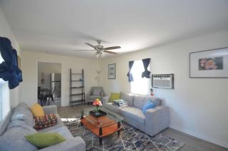 Cozy King Bed, Parking, Laundry, BBQ, RU, RWJ - 7