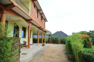 Little Flowers Motel - 2