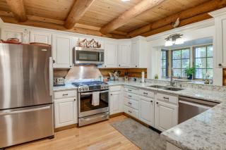 Along Big Wood River Hailey Family Cabin with Yard - 7