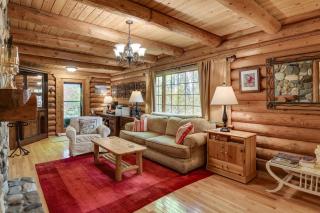 Along Big Wood River Hailey Family Cabin with Yard - 5