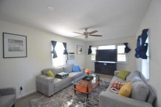 Spacious 3 Family, Parking, Laundry, BBQ, RU, RWJ - 3