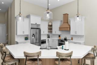 Waterfront 5 Bed - Southern Exposure - Bay Views - 5