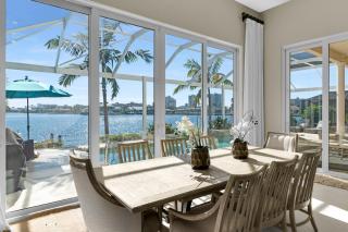 Waterfront 5 Bed - Southern Exposure - Bay Views - 3