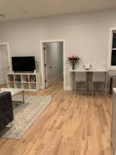 New 3 bdrm condo 8mi from NYC in Ironbound - 9