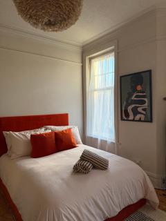 Stylish, Spacious City Hideaway - Sleeps up to 9 - 7