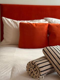 Stylish, Spacious City Hideaway - Sleeps up to 9 - 6