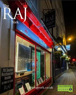 Vikings Duplex Apartment Next To York Minster With Parking - 8