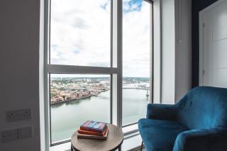 The Itchen River Penthouse - 6