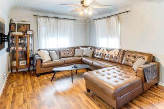 Updated and Charming! Waterloo Home with Patio - 6