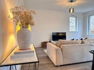 Urban Luxury Escape in Oxford City - 7