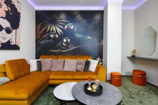 Old Town Treasure Apartments - 5