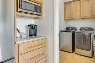 Peaceful Mtn Views! Pet-Friendly Patagonia Getaway - 2