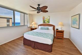 Royal Kahana 1020 · RK 1020 BeachFront 2BD Condo w Ocean Views A - 9