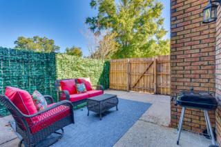 Golf, Shop and Relax Pensacola Condo 12 Mi to Beach - 0