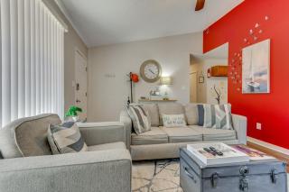 Golf, Shop and Relax Pensacola Condo 12 Mi to Beach - 5