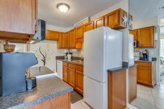 Golf, Shop and Relax Pensacola Condo 12 Mi to Beach - 1