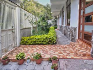 Suite San Vicente 1 Jacuzzi Cocina Parqueo - 1