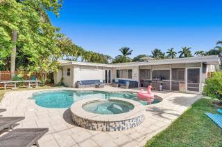 Stylish 4 Bed 2 Bath Pool & Spa - 0