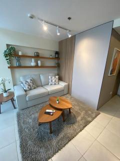 EDSA Heights Unit 3405 Cozy One Bedroom Penthouse Unit - 4