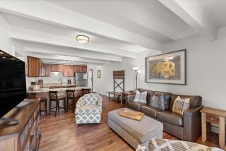 The Lodge at Lake Dillon 111 - 5