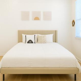 Worker friendly A plus Location Warm and Cozy - 3