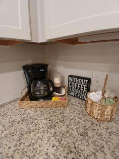 WorkerFriendly washer dryer gym pool A plus location - 2